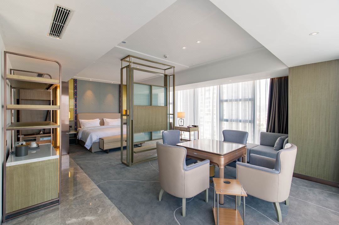 200810000000q36nq3C5B_W_1080_808_R5_D