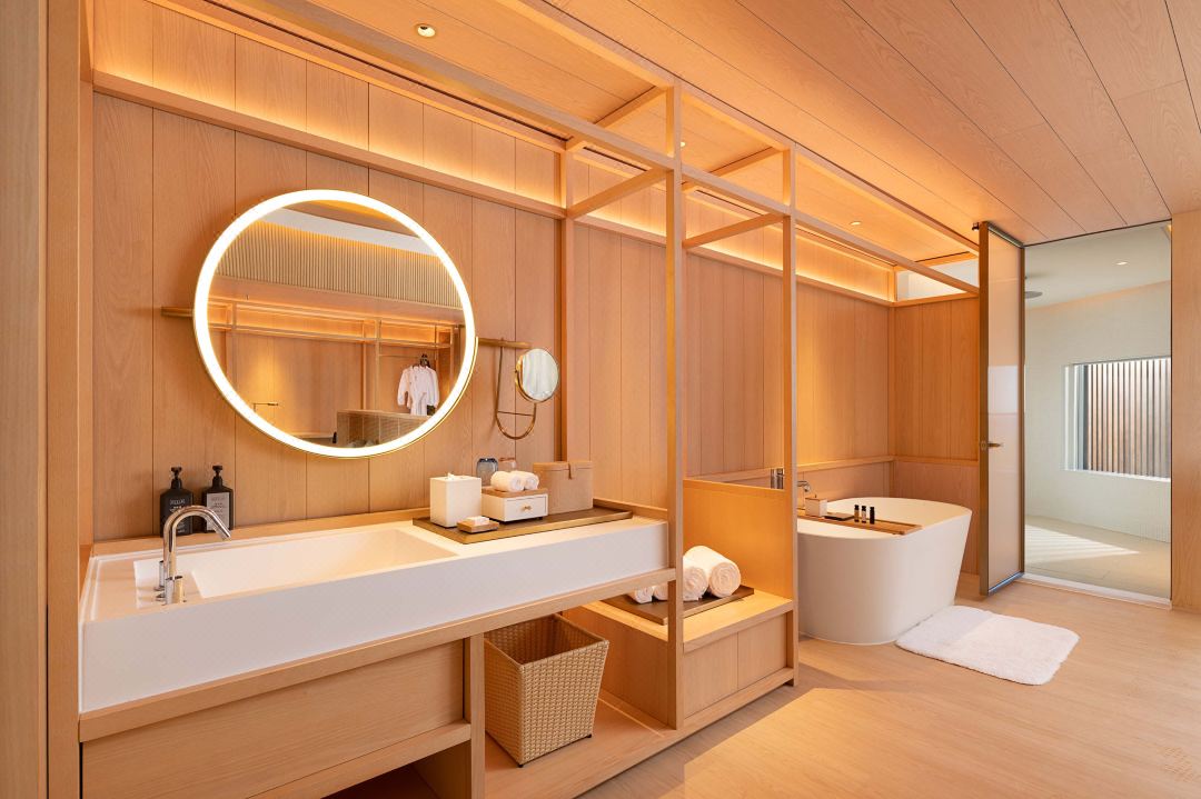 0201x120009nuhqla03DC_W_1080_808_R5_D